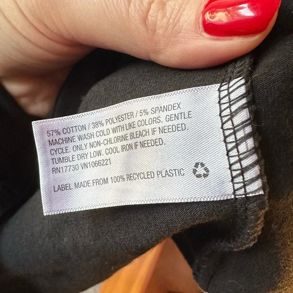 “THE DRESS” - in Black! Maternity T Shirt Dress - Picture 3 of 3